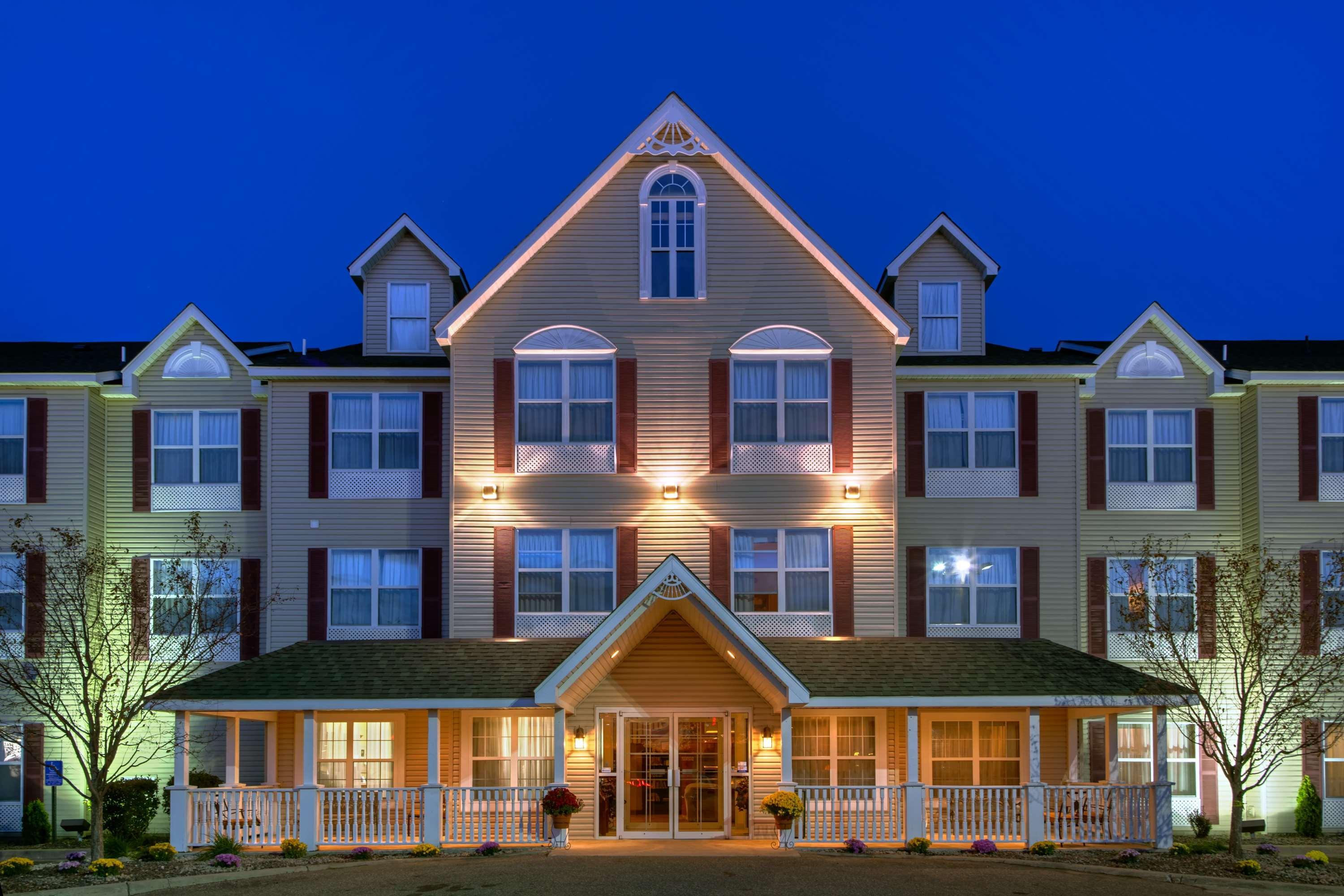 Country Inn & Suites By Radisson, Forest Lake, Mn Exterior photo